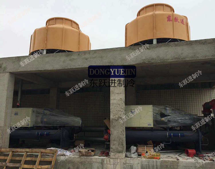 螺桿式冷凍機(jī)組 螺桿式冷凍機(jī)組